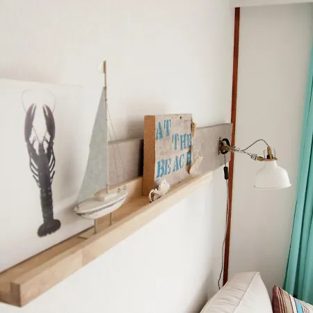 Comfy Chalet With Dishwasher, Near The Wadden Sea * Hippolytushoef
