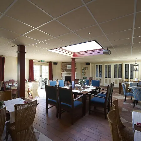 شاليه Comfy Chalet With Dishwasher, Near The Wadden Sea *