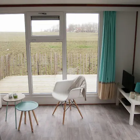 Comfy Chalet With Dishwasher, Near The Wadden Sea Hippolytushoef